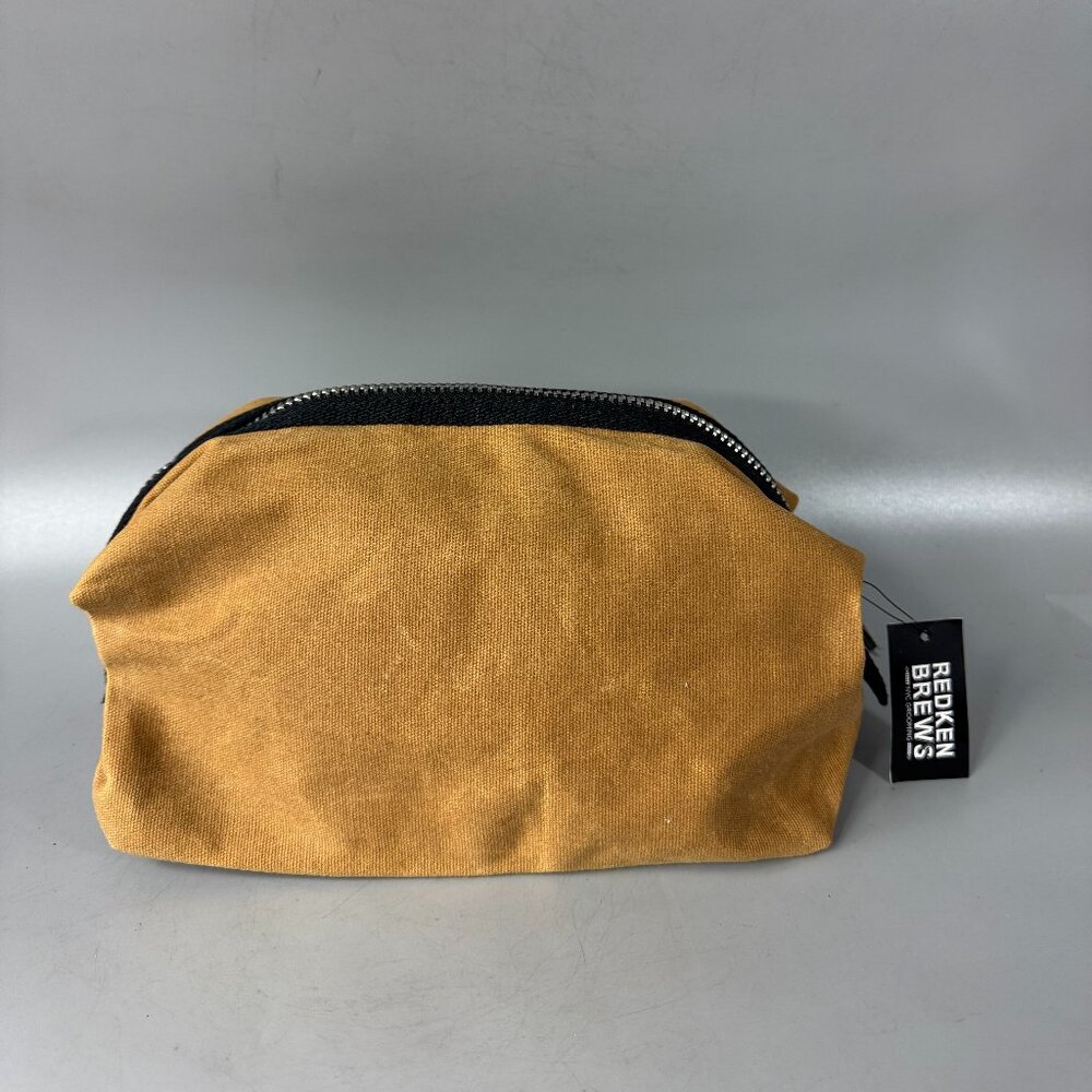 NWT Redken Brews NY toiletry Dopp Bag